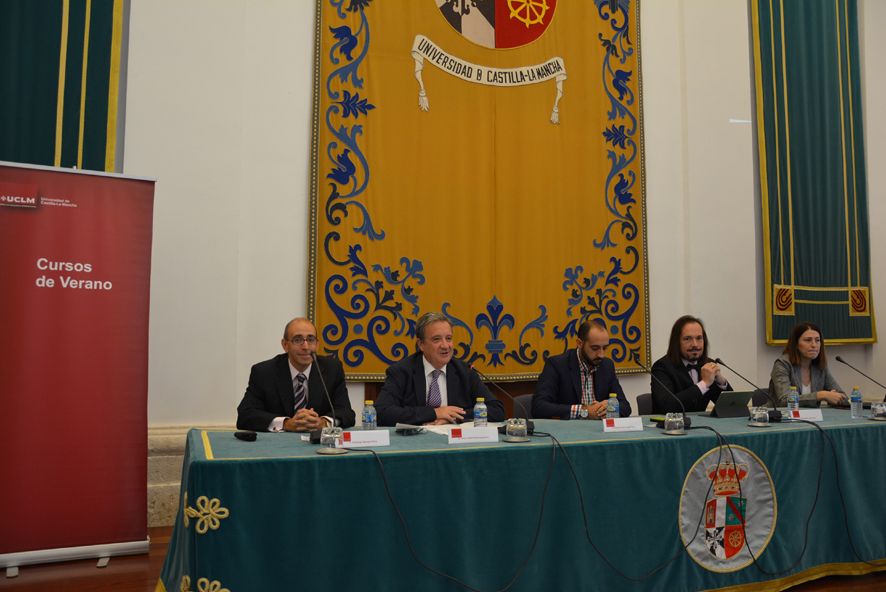 Un curso de verano de la UCLM muestra el valor que tienen los elementos intangibles en el crecimiento empresarial 1 Domingo Nevado Juan José Rubio Ramón Freire y Víctor López