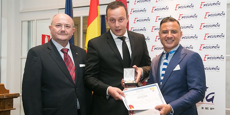 El letrado conquense Pedro Albares, Premio Estrella de Oro del Instituto para la Excelencia Profesional