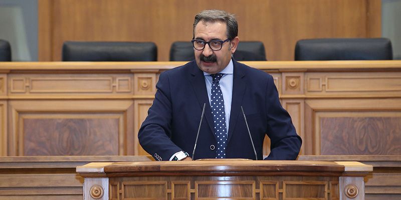 La Junta asegurá que renovará 7 equipos de Resonancias Magnéticas y el PP, simplemente, dice que todo es mentira