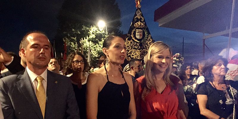 De la Cruz participa en la procesión del Fuego de Humanes, Fiesta de Interés Turístico Regional desde 1998