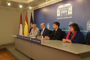 foto-diputacion-1-fallo-iv-premio-periodismo-manu-leguineche