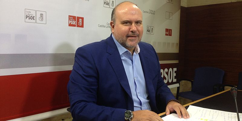 Al PSOE le resulta «bochornoso» que los diputados del PP regional defiendan los intereses de los regantes murcianos