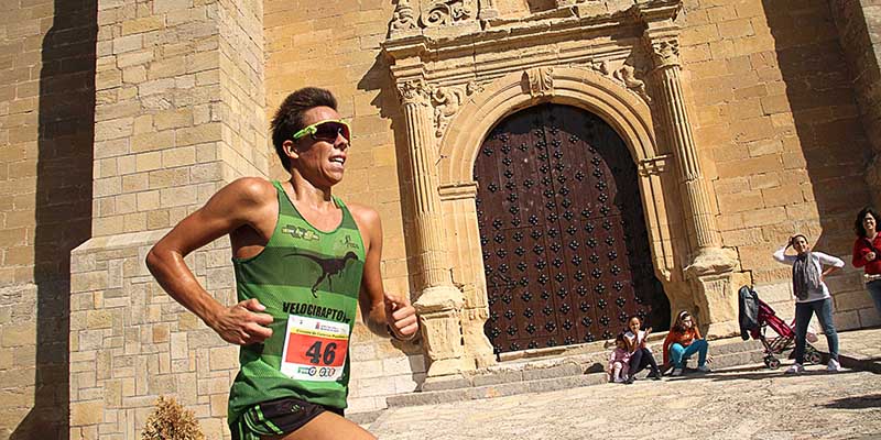 Javier Rosado vence en la III edición de la Carrera Lago de Pareja
