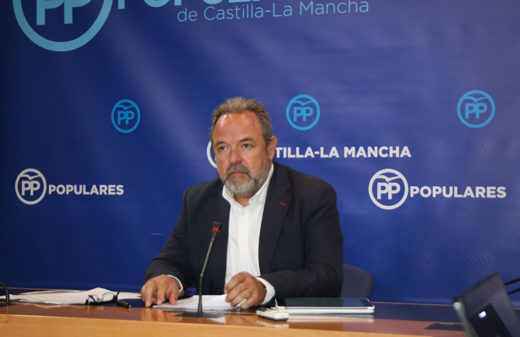 Labrador denuncia el incremento de las listas de espera sanitaria en 7.440 pacientes, a pesar del afán de Page por ocultarlo