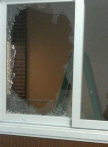 torrejon-actos-vandalicos-en-local-jubilados-las-castillas