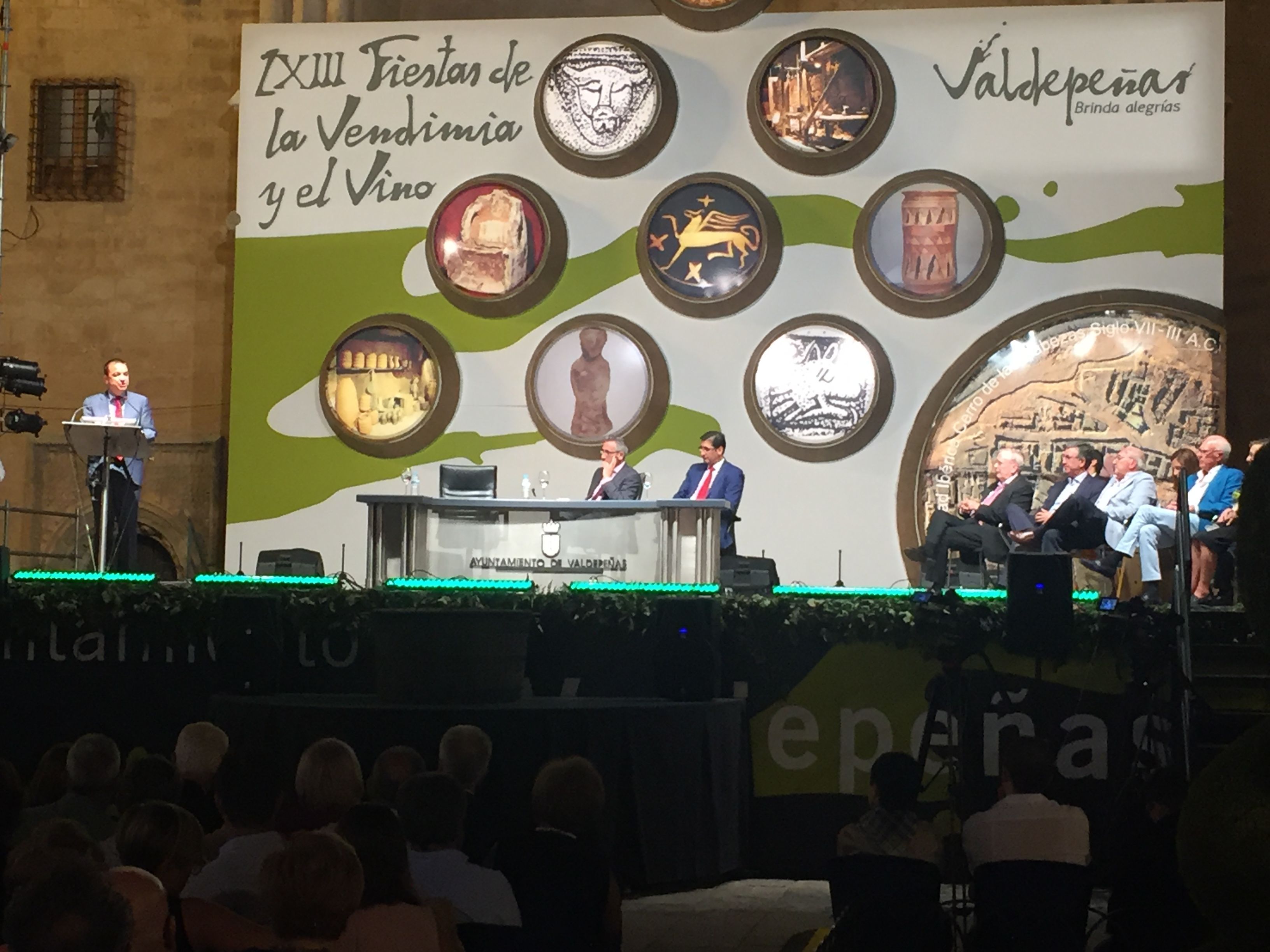 El Gobierno de Castilla-La Mancha defiende la calidad de su vino e insta a todo el sector a centrar los esfuerzos en promoción dentro y fuera