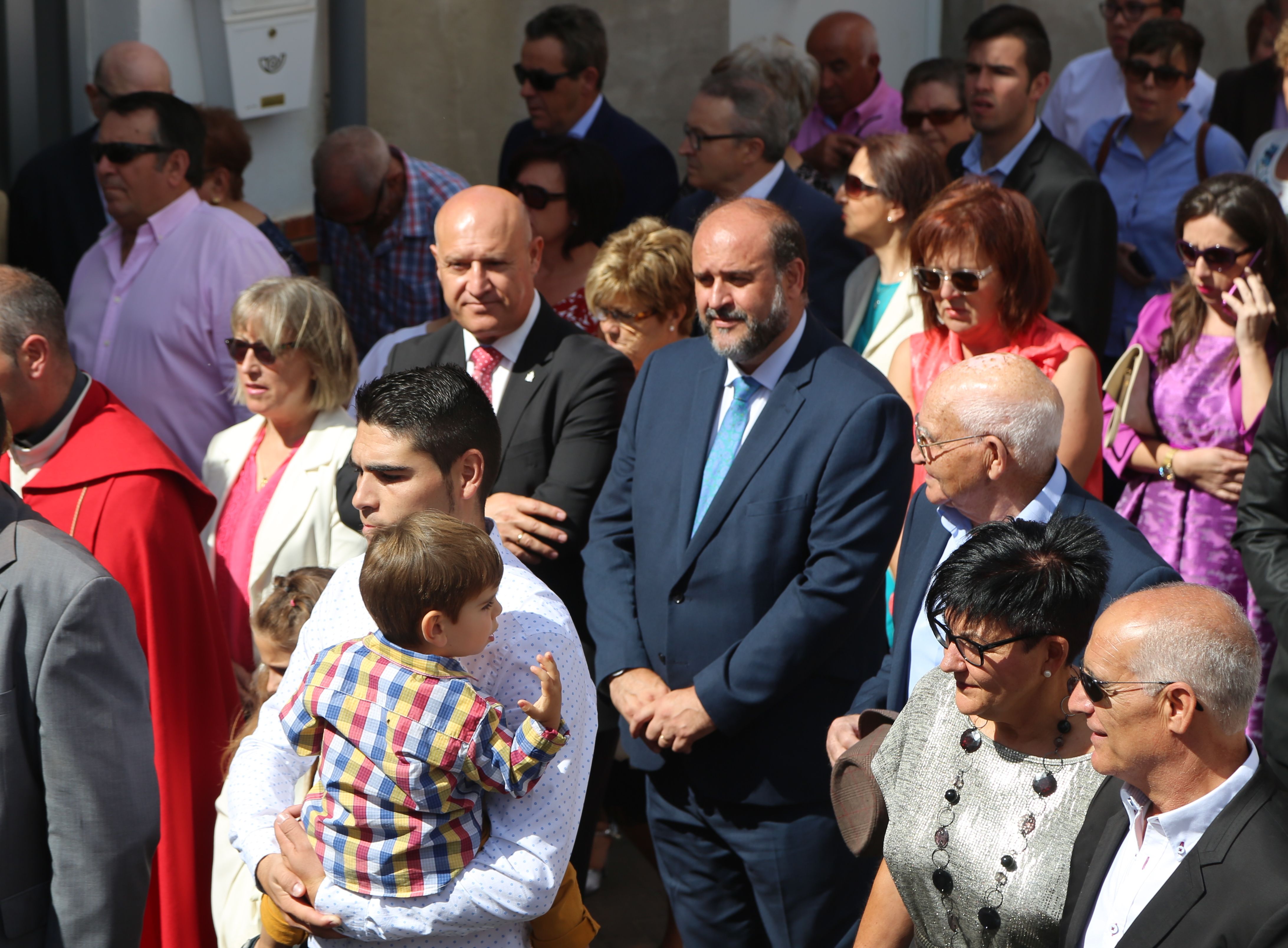 El vicepresidente regional asiste a las fiestas en honor al Santísimo Cristo de la Salud de Minglanilla (Cuenca)