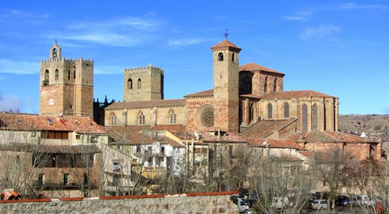 Última sesión del ciclo de jornadas Hablemos de Europa de CEOE-Cepyme Guadalajara en Sigüenza 1 panoramica catedral