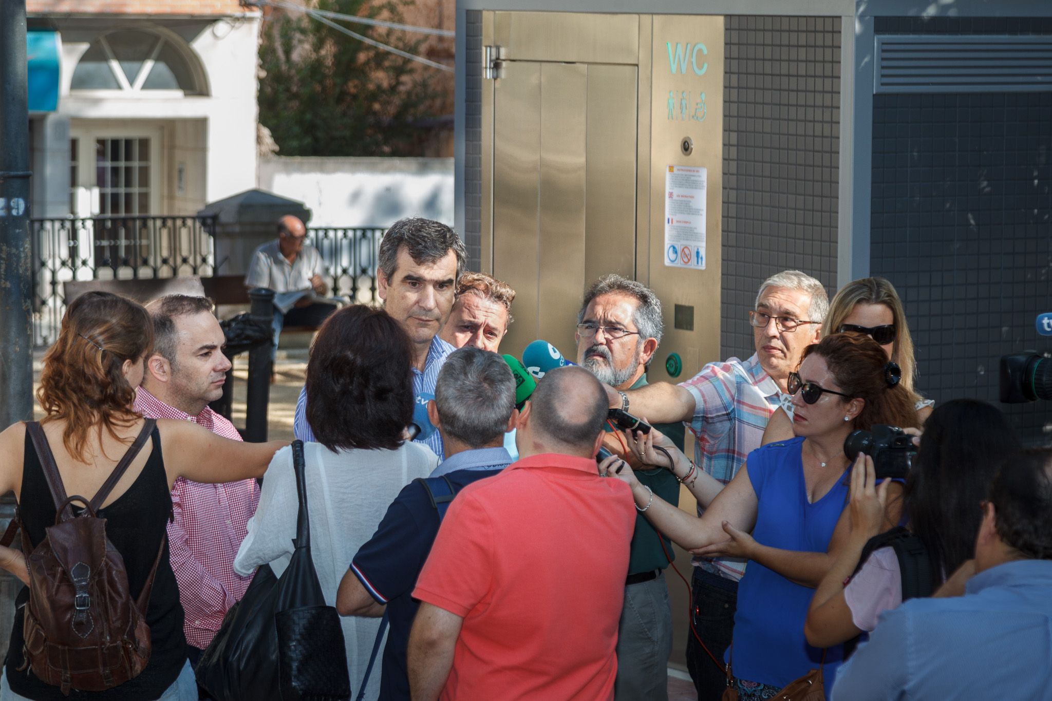 Instalados cinco nuevos aseos autolimpiables en Guadalajara