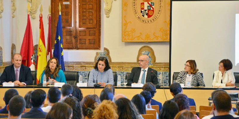 Fundación Caja Rural CLM y UCLM presentan la II edición del “Máster en Negocios Internacionales”