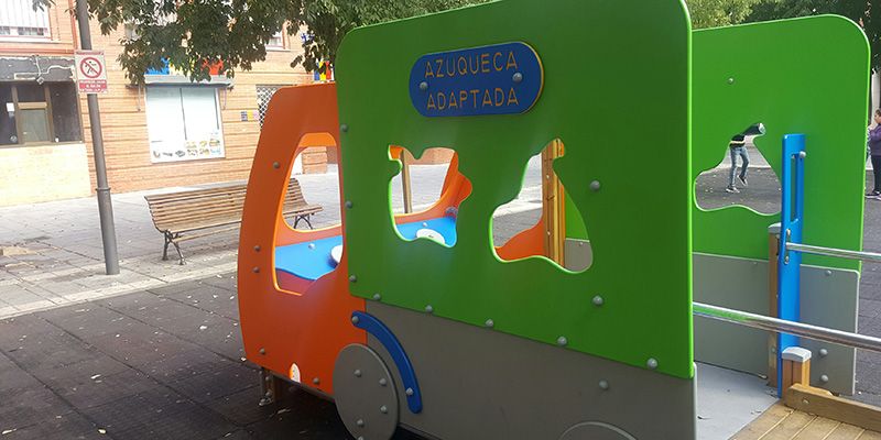 C’s Azuqueca celebra la creación de espacios adaptados en los parques infantiles del municipio