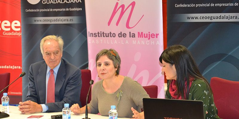 Martínez destaca en Guadalajara el papel de empresas y administraciones para conseguir la igualdad laboral real