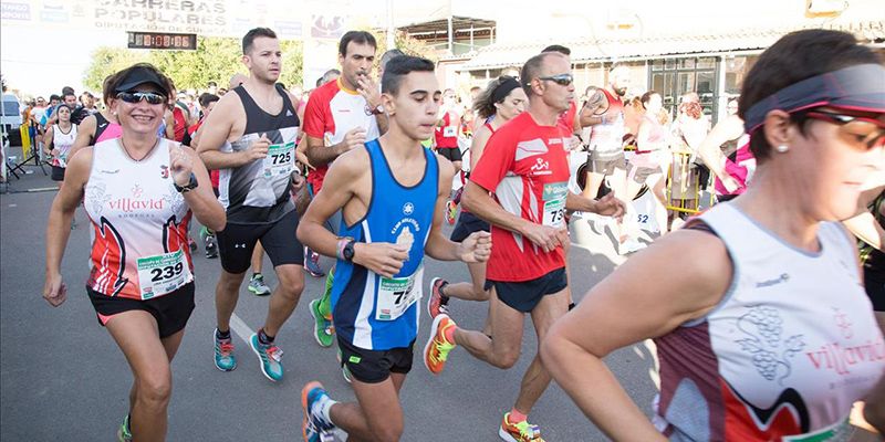 Alfonso Expósito y Coral Torrijos se imponen en el  estreno de Villarta en el Circuito de Carreras de la Diputación
