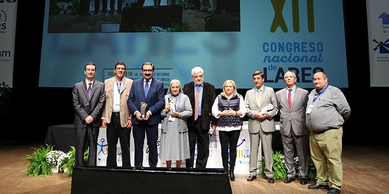 Lares se pone al servicio de las Administraciones para construir una sociedad más justa