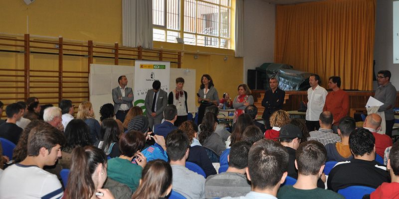 Más de cien personas participan en el WorkShop Design del coworking EOI-Junta