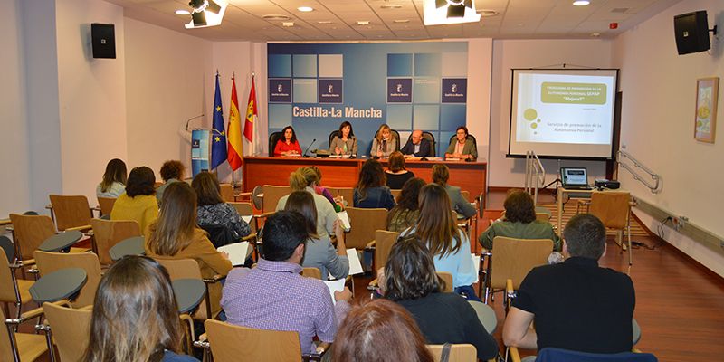 Ocho entidades de Cuenca se adhieren al Servicio de Promoción de la Autonomía Personal de la Junta