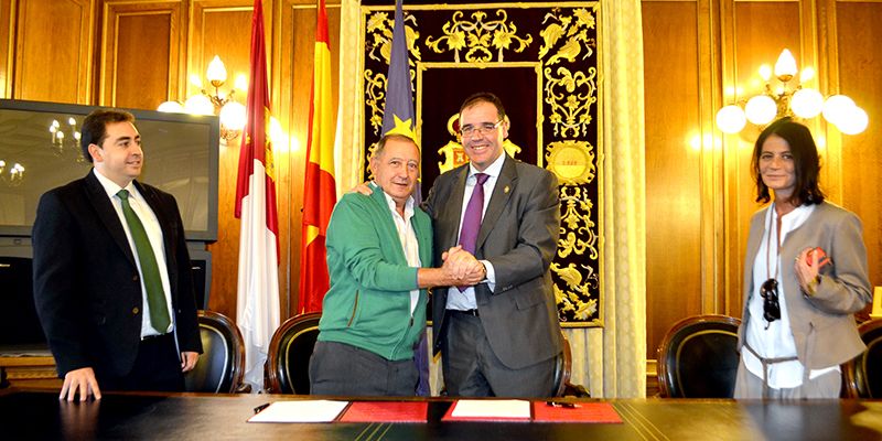 La Diputación apoya la labor de Cáritas de Cuenca en los pisos de acogida y la acción social de base