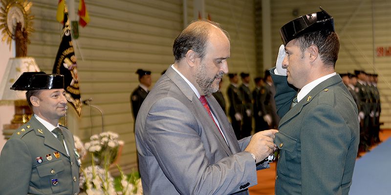 La Junta agradece a la Guardia Civil su labor para que todos los ciudadanos puedan disfrutar de sus derechos y libertades