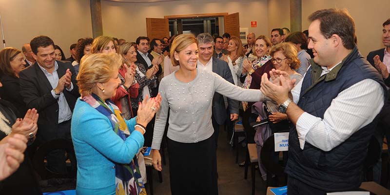 Cospedal lamenta la incertidumbre, la parálisis y la recesión que ha provocado en C-LM un pacto de perdedores