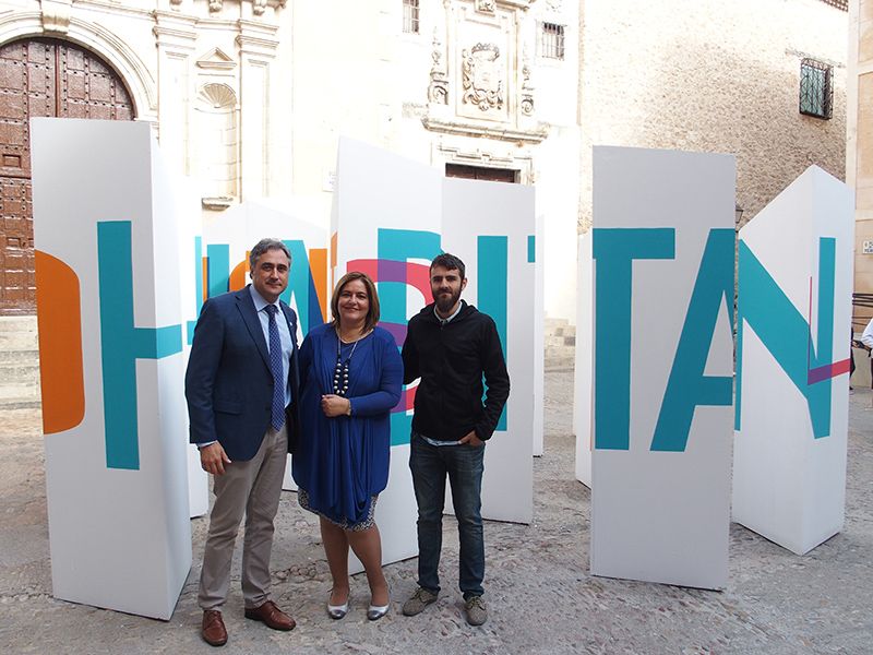 Los ‘Laberintos Líricos’ recalan en la Plaza de la Merced y homenajean la poesía del conquense Diego Jesús Jiménez