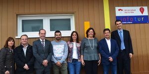 patricia-franco-visita-la-oficina-de-turismo-de-sacedon