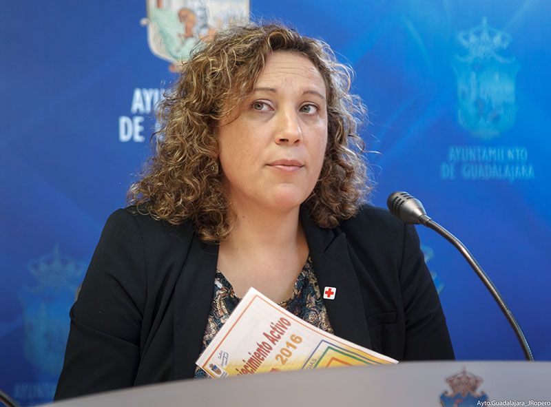 Arrancan los bailes para los mayores en el Cuartel del Henares y en el centro social de la calle Cifuentes 3 El Ayuntamiento de Guadalajara oferta cursos de nuevas tecnologías, salud, charlas y bailes para mayores de 55 años