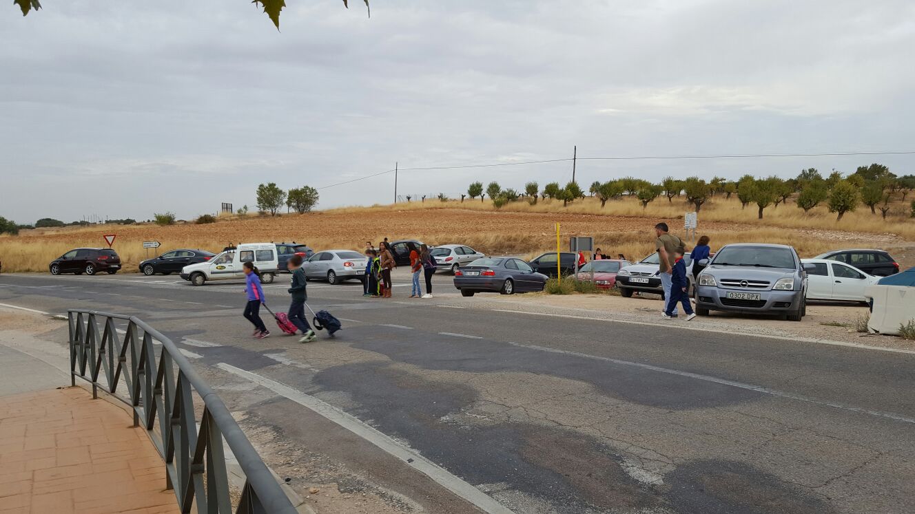 C’s Guadalajara pone de manifiesto la necesidad de crear un acceso seguro al Colegio Horche 2