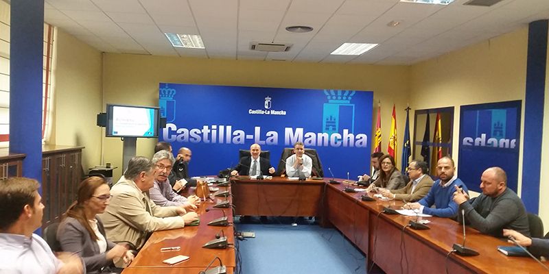 Presentado el programa ‘Acredita’ a las federaciones regionales de profesiones industriales