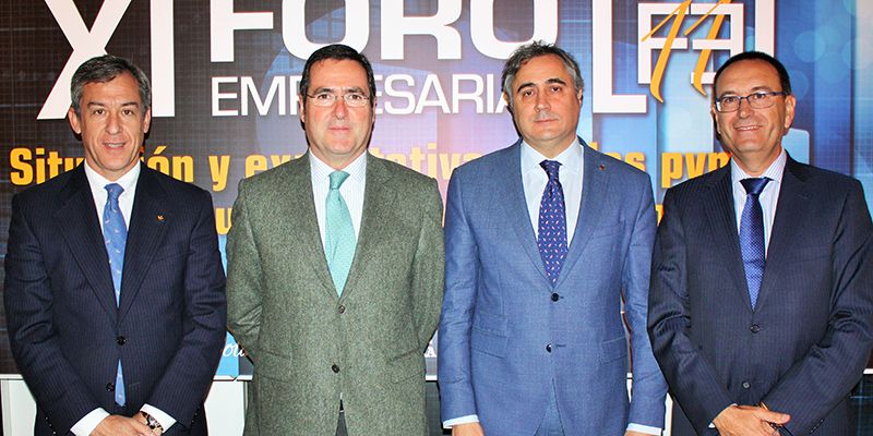 Caja Rural Castilla-La Mancha apoya el XI Foro Empresarial de CEOE CEPYME Cuenca