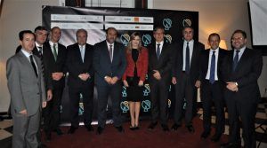 20161119-foto-familia-noche-telecomunicaciones