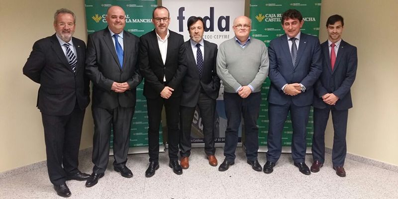 Caja Rural Castilla-La Mancha destaca la calidad de los vinos y quesos de Albacete