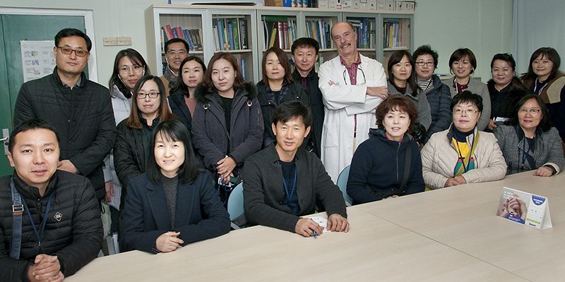 Funcionarios de Corea del Sur conocen en el Centro de Salud Guadalajara-Sur el modelo español de Atención Primaria