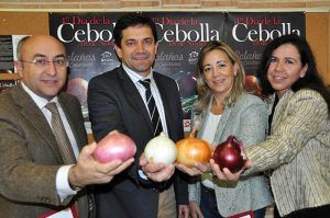 Lola Merino: "El cultivo de la cebolla ha dado un gran impulso a la economía de Bolaños y a su comarca"