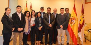 El delegado de la Junta recibe a una delegación de estudiosos de El Quijote de la Universidad a Distancia de Costa Rica