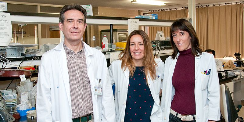 Microbiólogos del Hospital de Guadalajara abogan por la educación y la prevención frente al aumento de la resistencia a los antibióticos