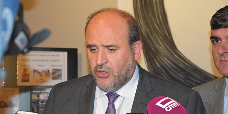 El Gobierno regional propone a Podemos crear grupos de trabajo para avanzar en la redacción de los presupuestos de 2017