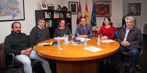 el-consejero-de-agricultura-recibe-a-los-representantes-de-la-asociacion-regional-de-ganaderos-de-porcino-argapor