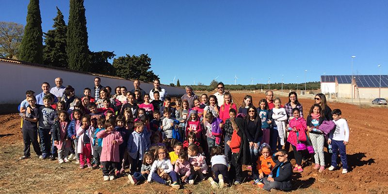 La Junta y el Ayuntamiento de Campillo de Altobuey organizan una  jornada de educación ambiental con el CRA Los Pinares