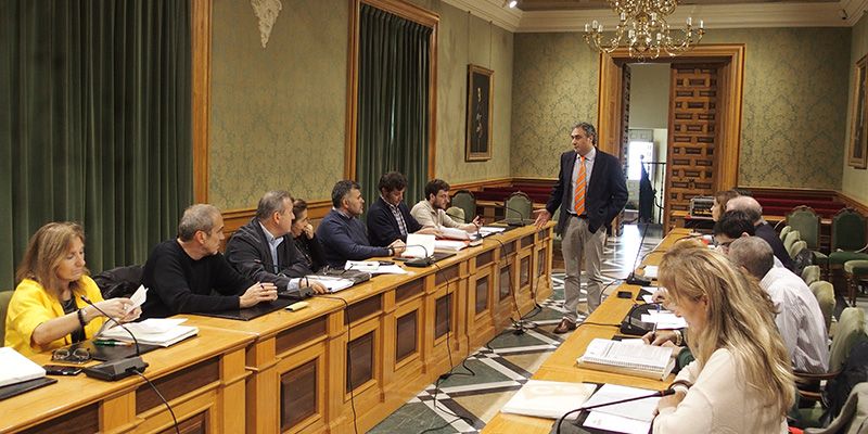 Constituido el grupo de trabajo de Movilidad para considerar las propuestas de mejora de la accesibilidad en el Casco Antiguo