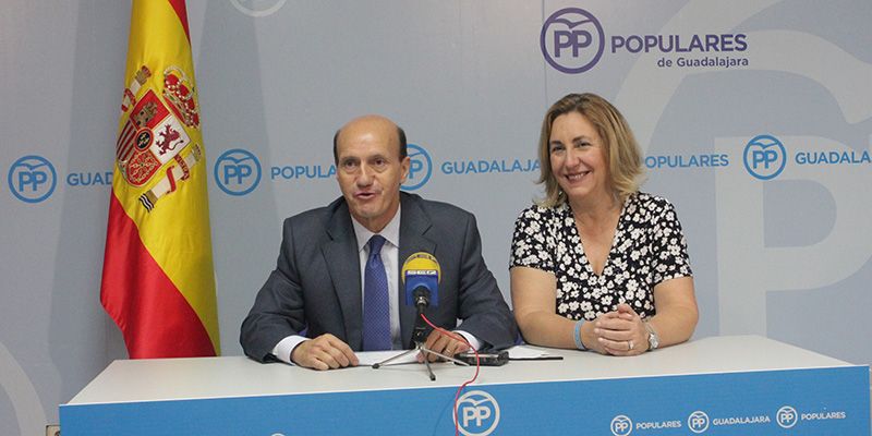 Juan Pablo Sánchez: “El nombramiento de Cospedal como ministra viene a reconocer el gran trabajo que ha realizado tanto en C-LM como en España”