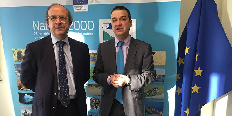 La Junta está dispuesta a colaborar “lo que haga falta” para resolver los problemas ecológicos y de los ciudadanos en materia de agua