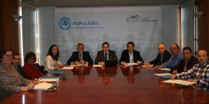 reunion-del-gpp-con-alcaldes-141116