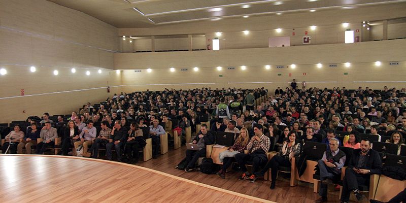 El paraninfo de la UCLM en Cuenca acoge la entrega de los premios del XIV Circuito de Carreras Populares