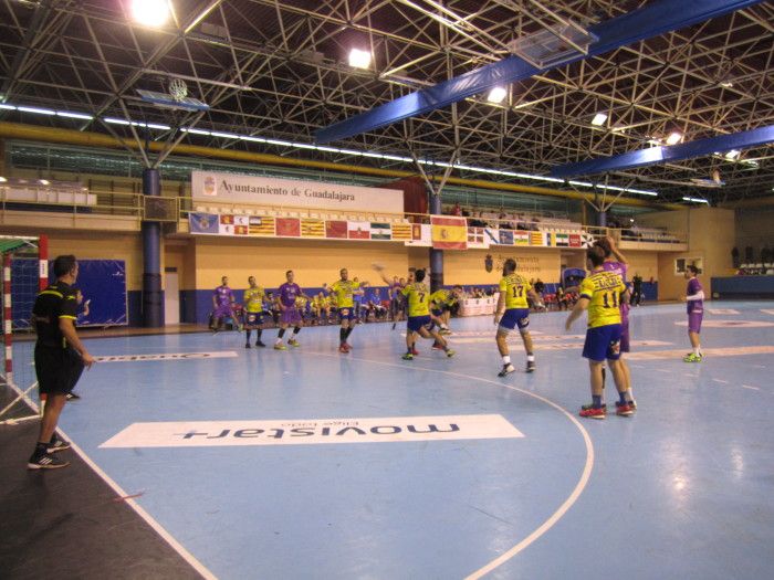 Guadalajara saca dos puntos de oro ante Bidasoa Irún