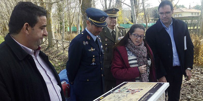 Prieto alaba la apuesta del Ayuntamiento ucleseño por la fusión de turismo e historia con la Ruta de la Batalla de Uclés