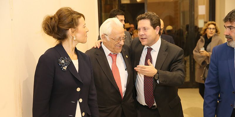 La Junta reconoce la “excelente labor” de Mensajeros de la Paz en Castilla-La Mancha durante su primera cena solidaria en Toledo