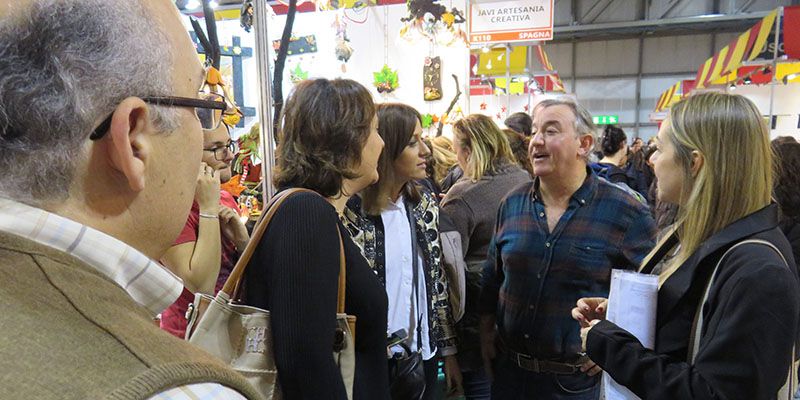 El Gobierno regional visita la feria L’Artigiano de Milán para impulsar la internacionalización del sector artesano en Castilla-La Mancha