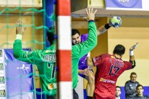 NAR2823 1 wm 700x466