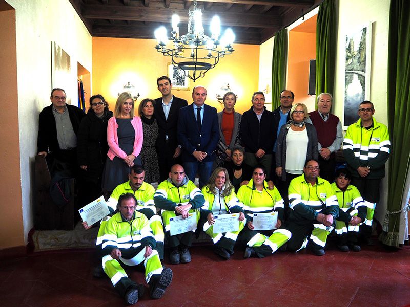 Clausurado en el Salón de Plenos el Taller de Empleo de Jardinería de Sigüenza