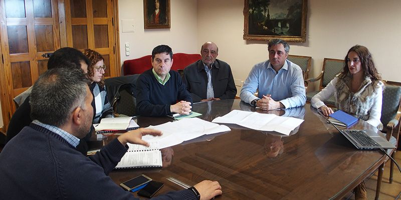 El Ayuntamiento de Cuenca expone a la familia de Pedro Mercedes el proyecto para convertir el alfar en un centro de interpretación